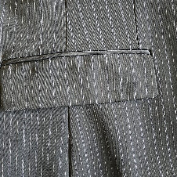 Tahari Women's Blazer, Black Pinstripe - Picture 6 of 7